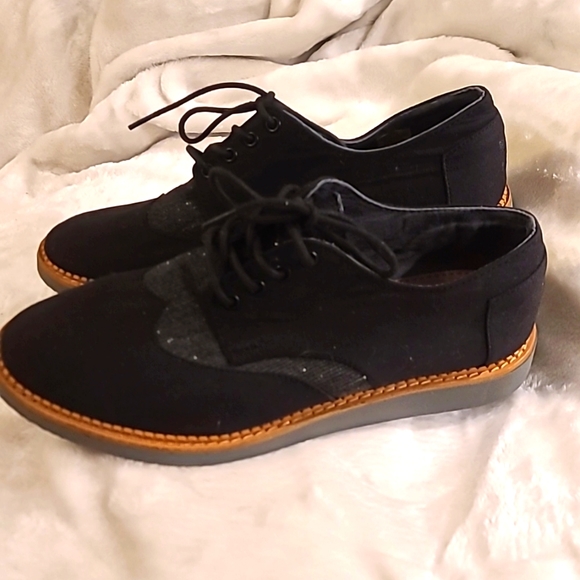 Size 10.5 TOMS Brogue Contrast Wingtip Derby - Picture 5 of 9